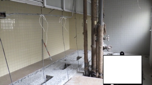 【現場レポート】トイレ改修建築工事1_d0176793_08051245.jpg