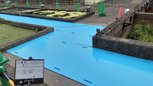 【公共工事】研究所 縞鋼板蓋交換工事②_d0176793_09335490.jpg