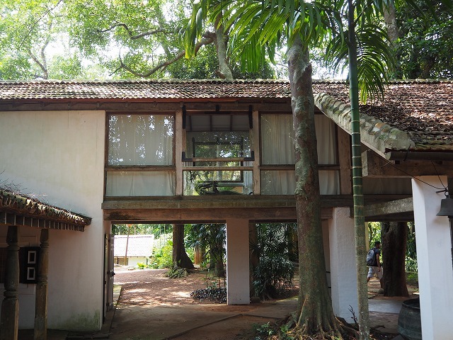 ジェフリー・バワの建築物②_d0176793_10410882.jpg