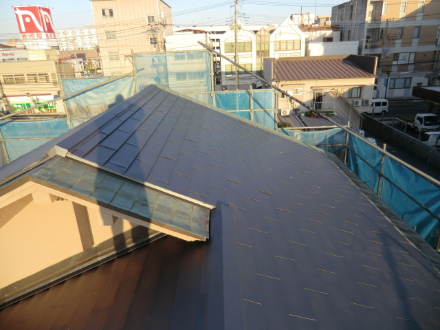 瓦　⇒　金属屋根_d0176793_1513496.jpg