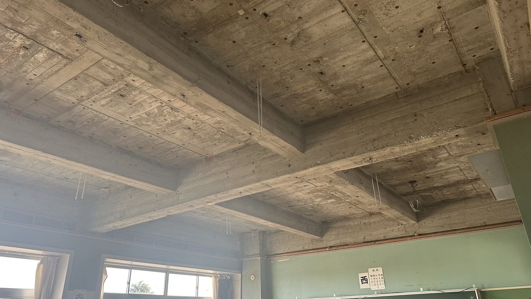 【現場情報】天井修繕_d0176793_18254810.jpg