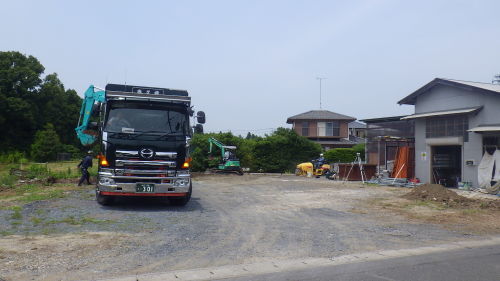 アスファルト舗装_d0176793_18335164.jpg