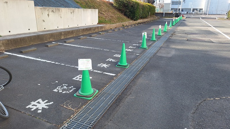 駐車場白線引き_d0176793_18504163.jpg