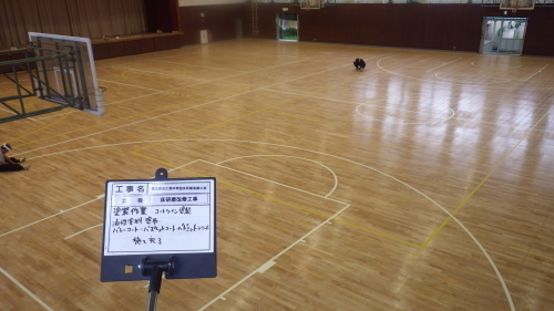 【現場レポート】高校体育館床研磨改修工事_d0176793_20150151.jpg