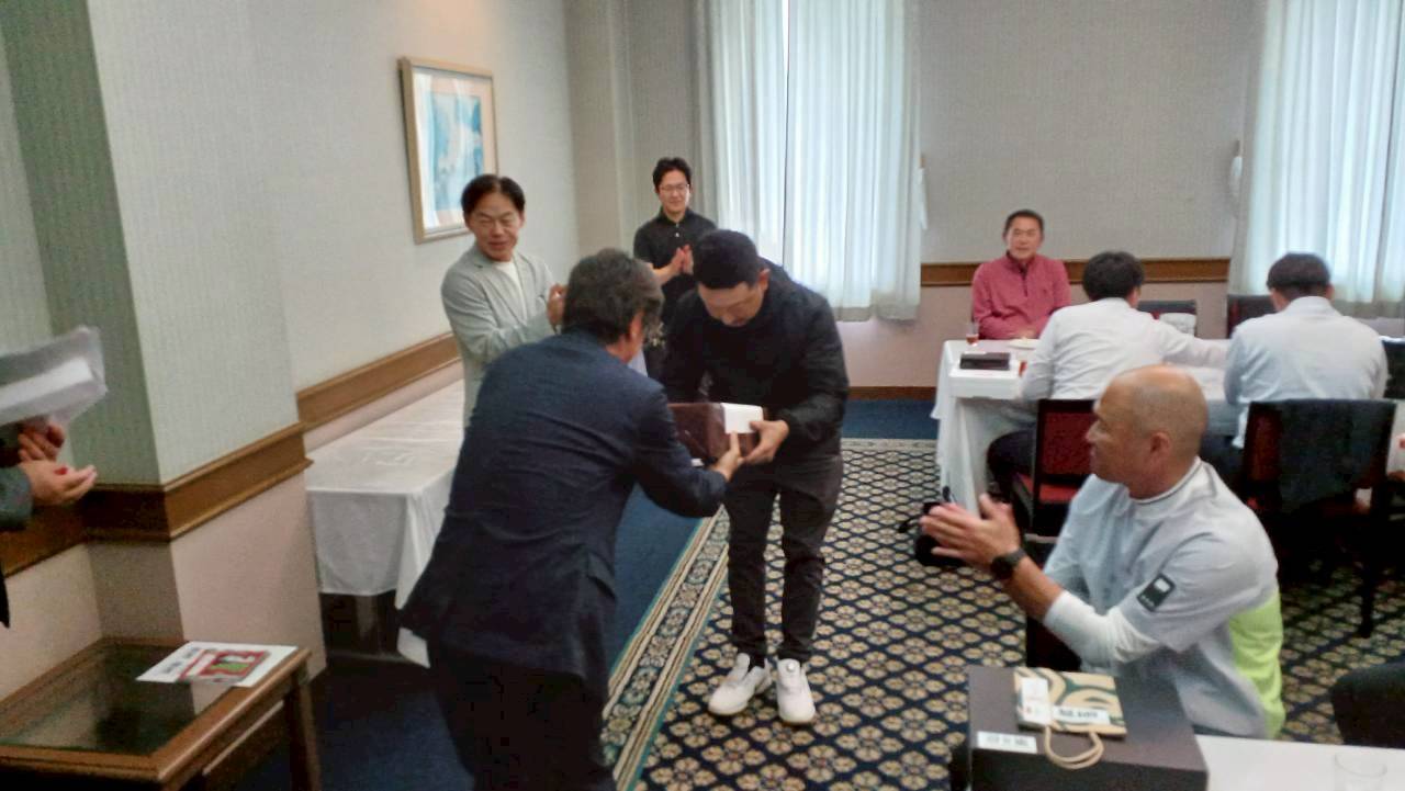 第1回 矢 口チャリティゴルフコンペ開催_d0176793_22221282.jpg