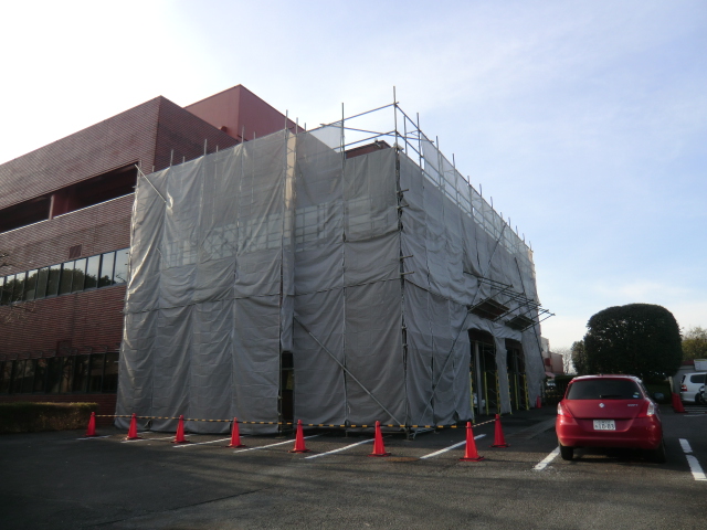 【現場レポート】筑波国際センター図書情報室外壁改修工事_d0176793_905391.jpg